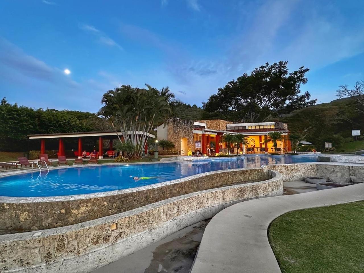 Cr Mariposa Rentals Comfortable Penthouse, Ac, Pool, Gym, Tennis Santa Ana  Zewnętrze zdjęcie