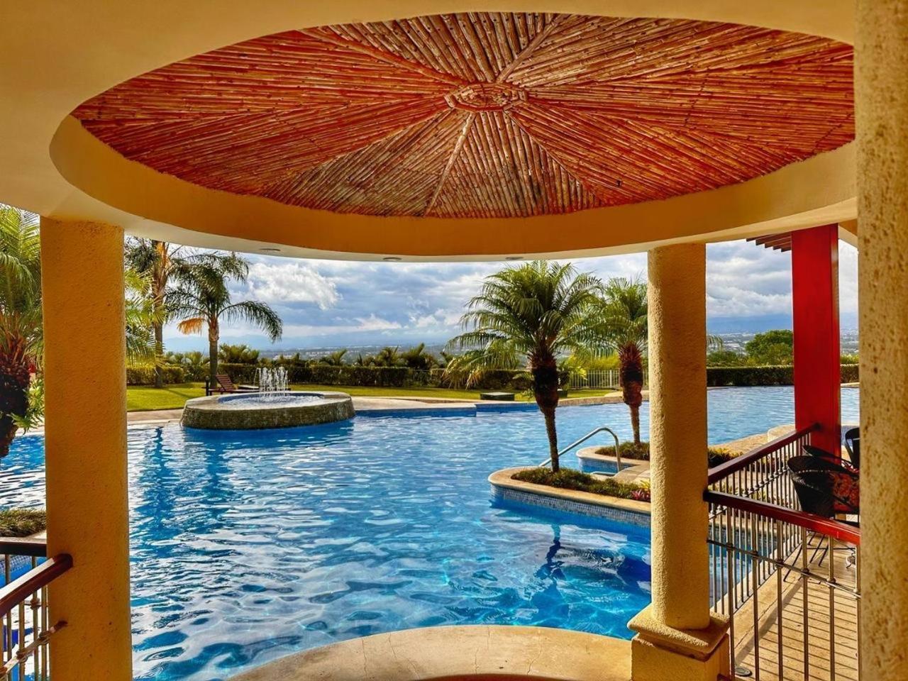 Cr Mariposa Rentals Comfortable Penthouse, Ac, Pool, Gym, Tennis Santa Ana  Zewnętrze zdjęcie